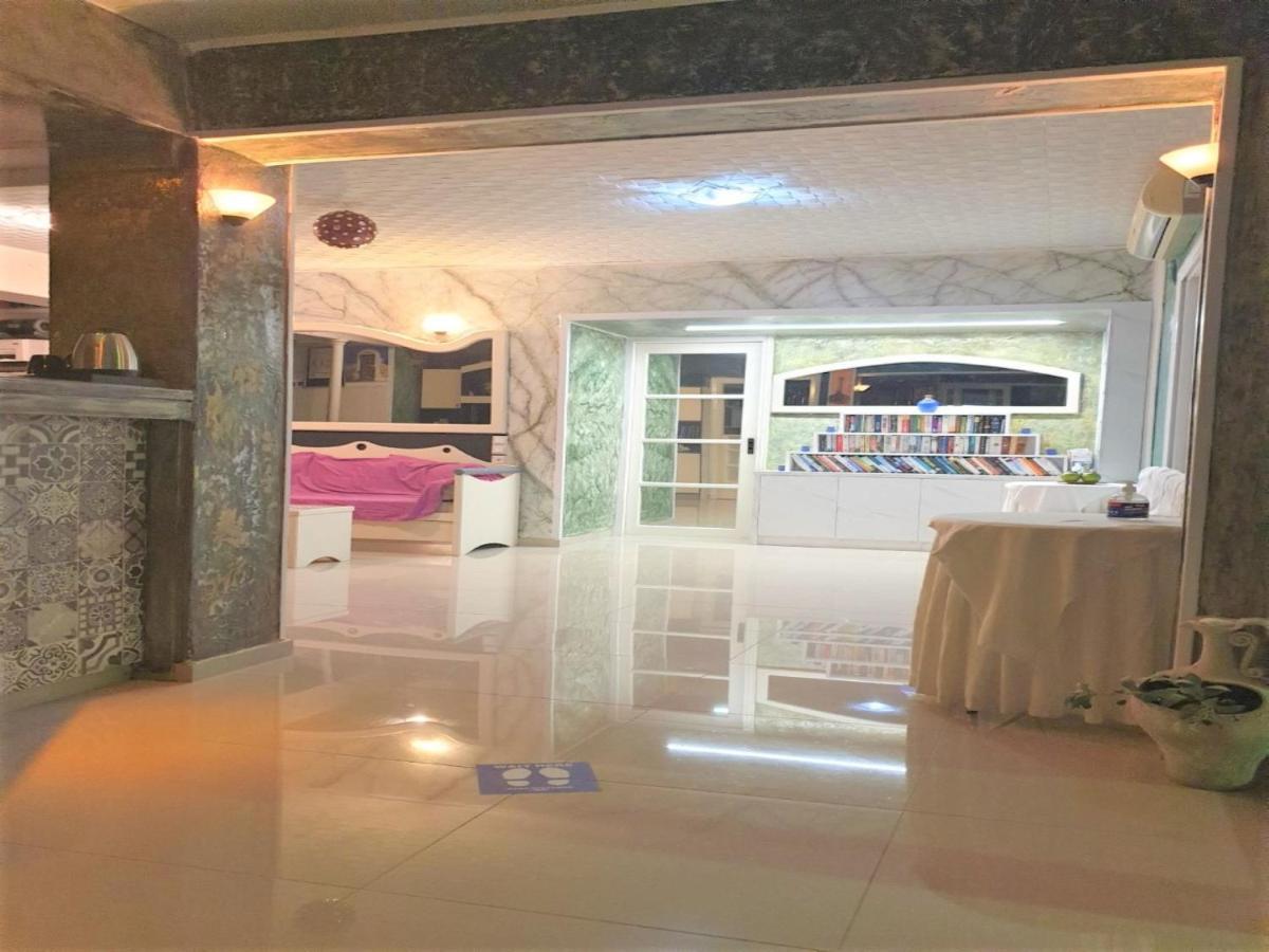 Room In Apartment - Beautiful And Spacious Room Near Cretan Sea Херсонісос Екстер'єр фото